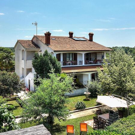 Amazing Apartment In Porec With Wifi Exterior foto