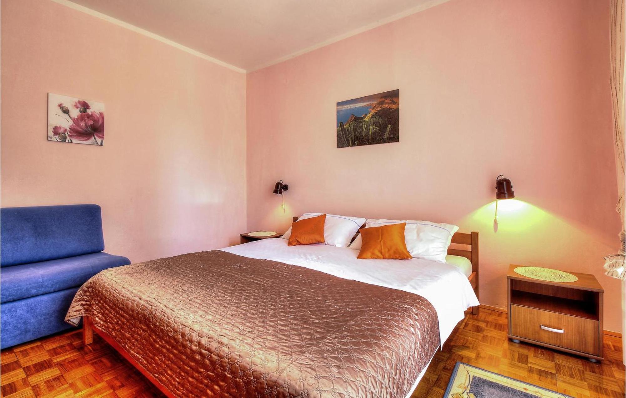 Amazing Apartment In Porec With Wifi Exterior foto
