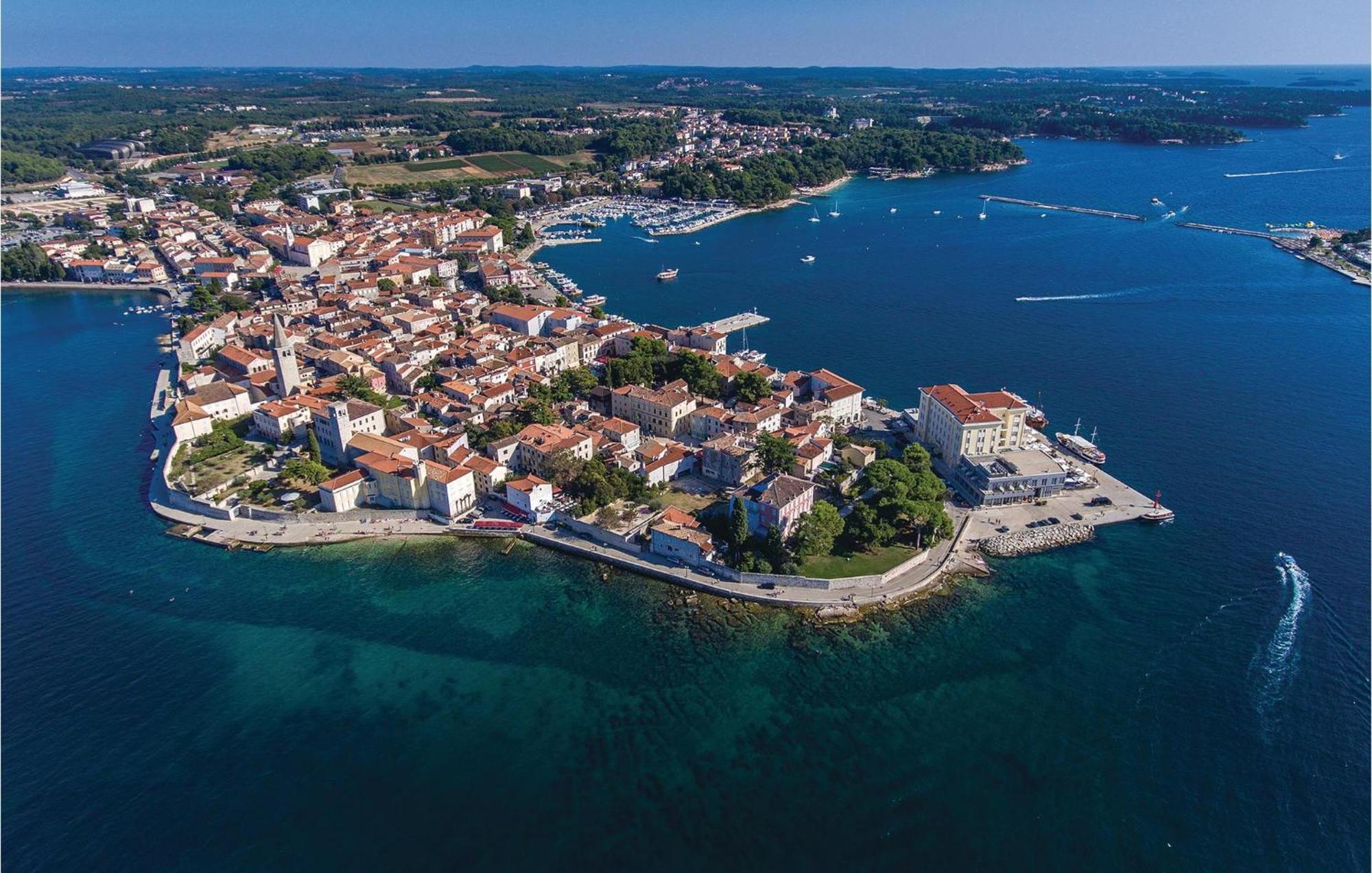 Amazing Apartment In Porec With Wifi Exterior foto